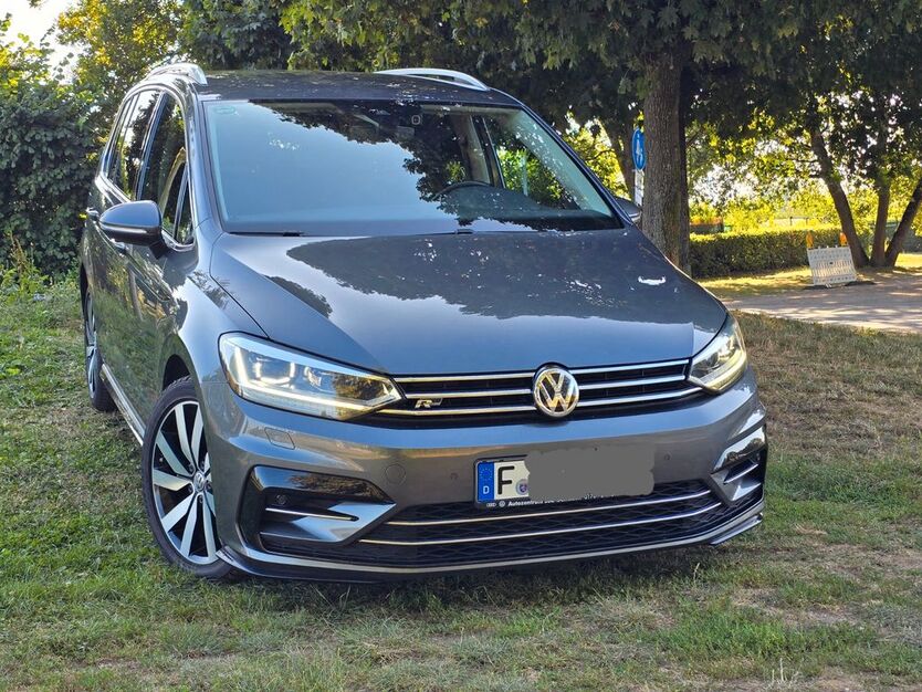 VW Touran 154.000 km 20.399 € Frankfurt am Main 60486