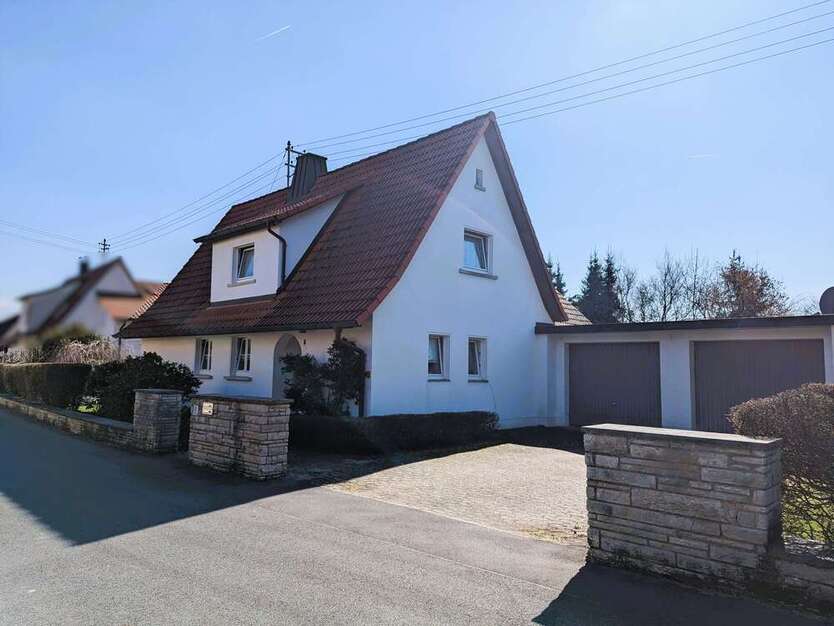 Haus zum Kaufen in Hegnabrunn 249.000 € 166 m²