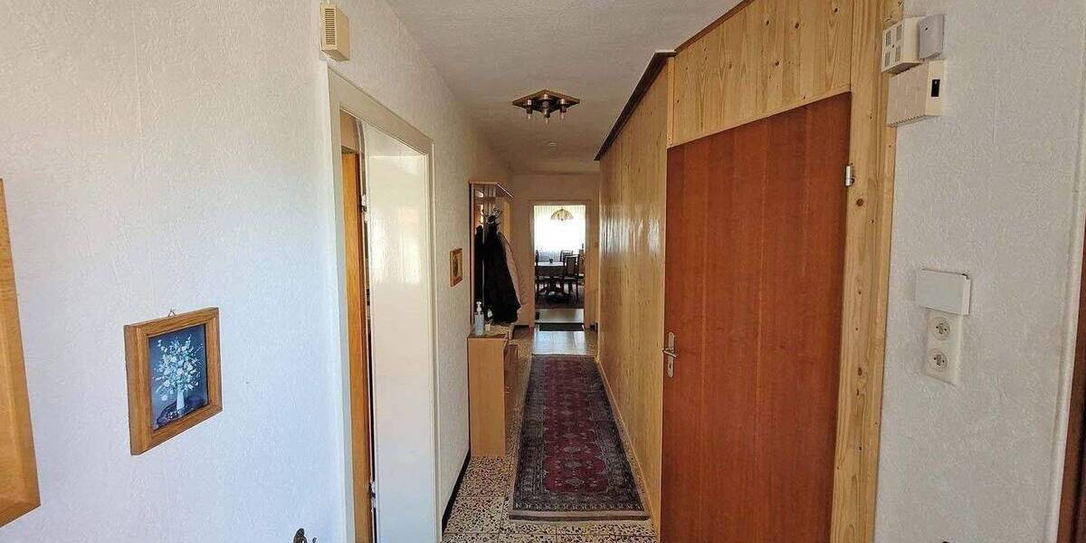 Einfamilienhaus Alsfeld Lingelbach - 7 Zimmer, 180 m&sup2;, 135.000&euro; | Angebot:26826602