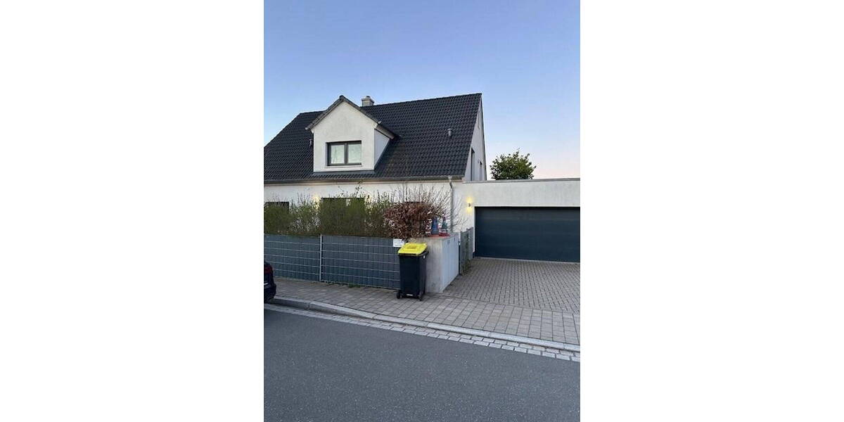 Einfamilienhaus Neunkirchen am Brand Neunkirchen - 5 Zimmer, 176 m&sup2;, 1.185.000&euro; | Angebot:26122744