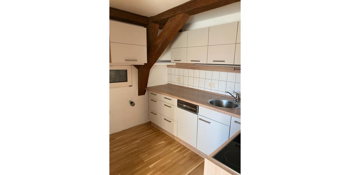 Dachgeschoßwohnung Ellingen - 2.5 Zimmer, 70 m&sup2;, 680&euro; | Angebot:26222557