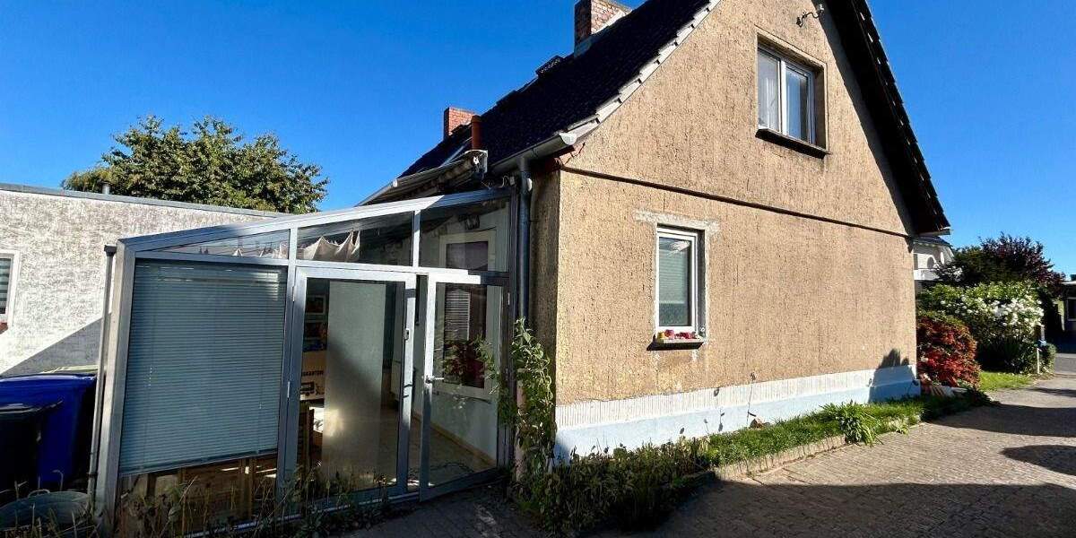 Doppelhaushälfte Demmin - 2 Zimmer, 85 m&sup2;, 80.000&euro; | Angebot:25670296