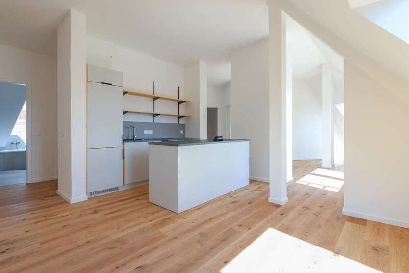 Wohnung zum Mieten in Berlin 2.200 € 110 m²