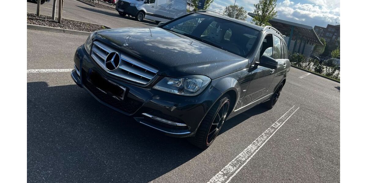 Mercedes-Benz C 250 144.000 km 9.800 &euro; Pforzheim 75172