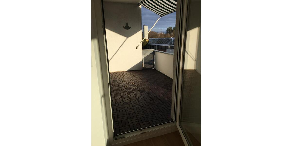 Helle 3-Zi-Wohnung mit Loggia in zentraler Lage von Wendelstein zimmer