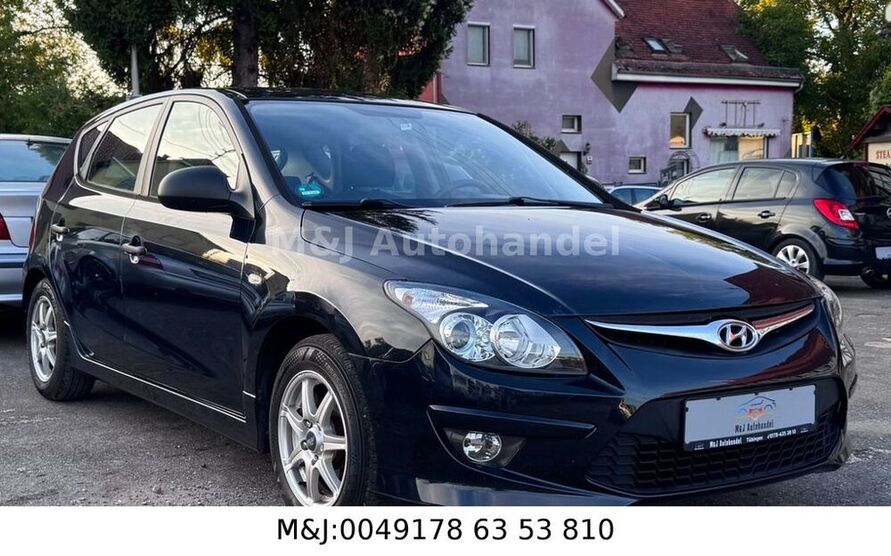 i30