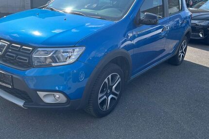 Dacia Sandero 32.000 km 11.800 &euro; Nürnberg 90431