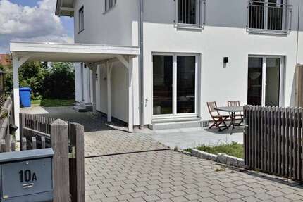 Haus Holzkirchen - 4 Zimmer, 140 m&sup2;, 2.500&euro; | Angebot:27146254