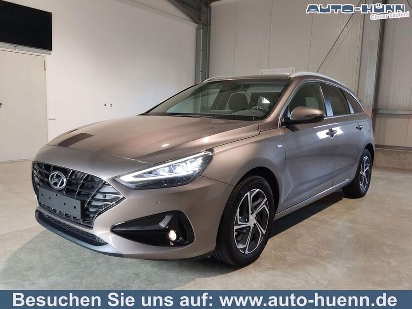 i30