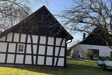 Haus Versmold Loxten - 4 Zimmer, 120 m&sup2;, 1.100&euro; | Angebot:24813689