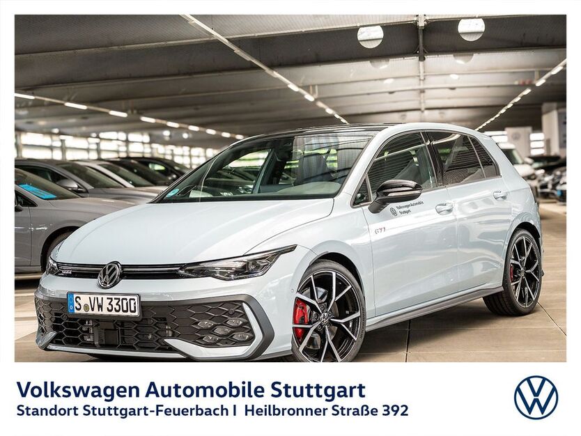 VW Golf 9.990 km 47.490 € Stuttgart-Feuerbach 70469