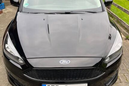 Ford Focus 147.043 km 8.200 € Fredenbeck 21717
