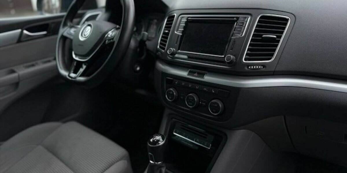 VW Sharan 2.0 TDI Comfortline BMT/Start-Stopp 212.000 km 13.490 &euro; Neckarsulm 74172