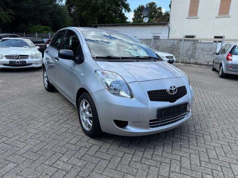 Yaris