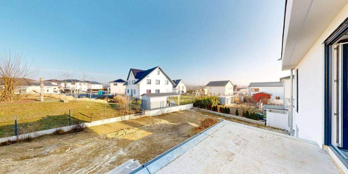 Mehrfamilienhaus, Wohnhaus Markt Wiesentheid Wiesentheid - 2.200&euro; | Angebot:24909670