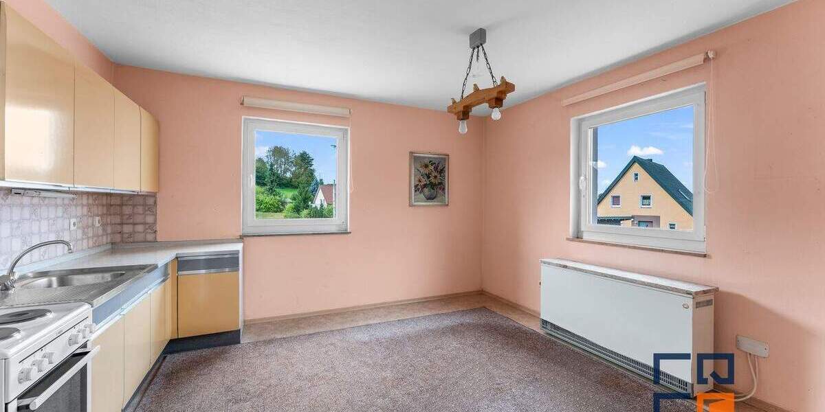 Mehrfamilienhaus, Wohnhaus Plößberg Wildenau - 9 Zimmer, 262 m&sup2;, 298.000&euro; | Angebot:25740739