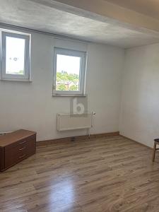 MODERNISIERT, ZENTRAL UND NACHHALTIG - Wohn- & Geschäftshaus Reutlingen Reutlingen (Kernstadt) | Angebot:26881829