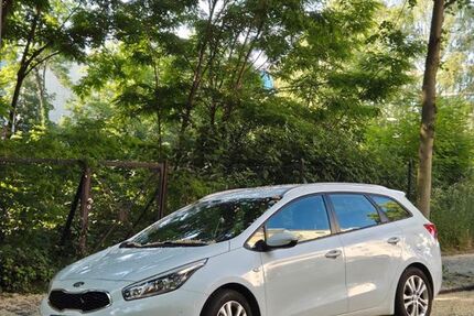 Kia ceed Sportswagon 201.100 km 5.300 &euro; Dresden 01187