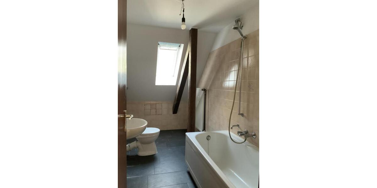 Dachgeschoßwohnung Gelsenkirchen Gelsenkirchen-Mitte - 2 Zimmer, 54 m&sup2;, 399&euro; | Angebot:25421739