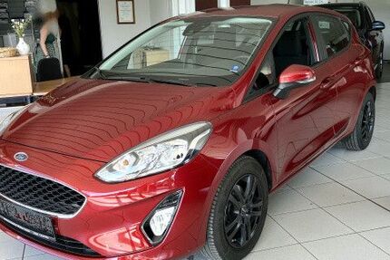 Ford Fiesta 37.990 km 9.375 &euro; Schwerin 19061