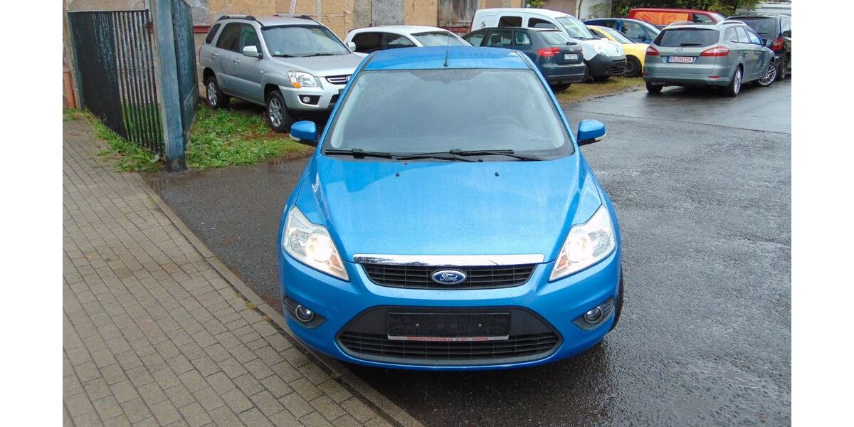 Ford Focus 209.000 km 2.599 &euro; Gotha OT Siebleben 99867