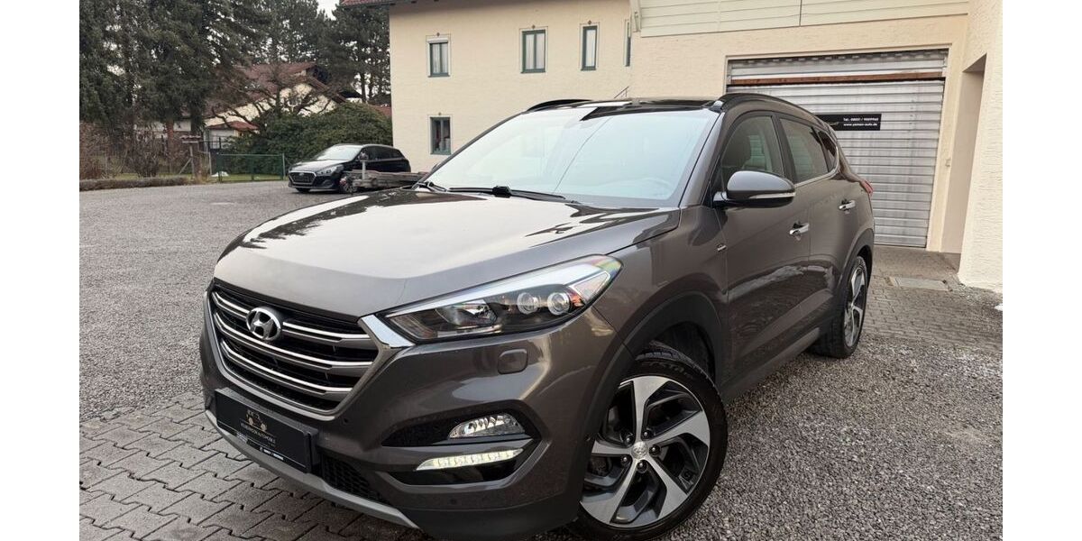 Hyundai TUCSON 102.000 km 14.990 &euro; Bad Aibling 83043