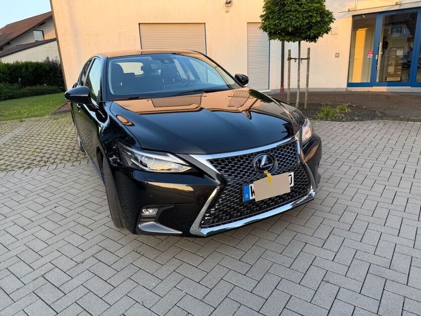 CT 200h