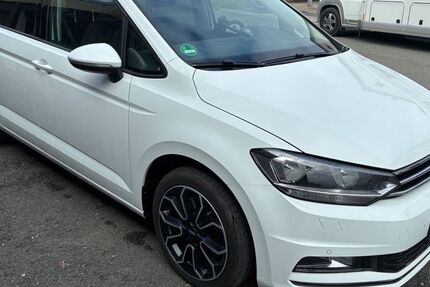 VW Touran 157.000 km 14.999 &euro; Ebersdorf bei Coburg 96237