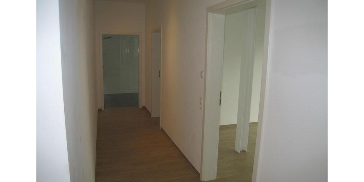 Einfamilienhaus Lahr (Schwarzwald) - 3 Zimmer, 110 m&sup2;, 1.160&euro; | Angebot:25366788