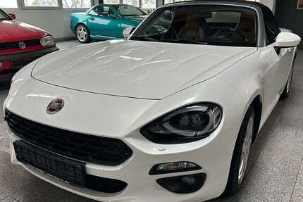 Fiat 124 Spider 124.000 km 12.900 &euro; Heilbronn 74076