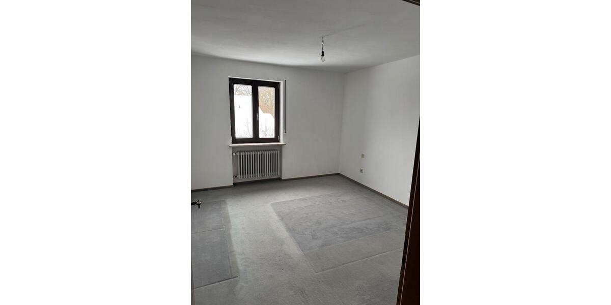 Einfamilienhaus Eichendorf - 6 Zimmer, 140 m&sup2;, 1.100&euro; | Angebot:24555147