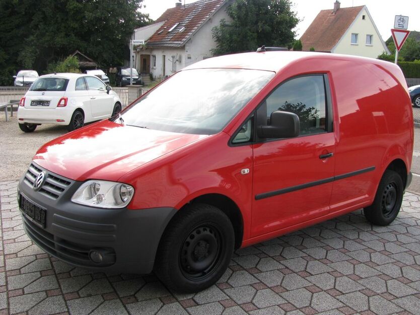 VW Caddy 185.000 km 5.900 € Röfingen 89365