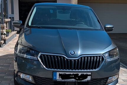 Skoda Fabia 98.500 km 9.450 &euro; Waldeck 34513