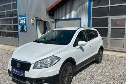 Suzuki (SX4) S-Cross 145.858 km 10.500 &euro; Alteglofsheim bei Regensburg 93087
