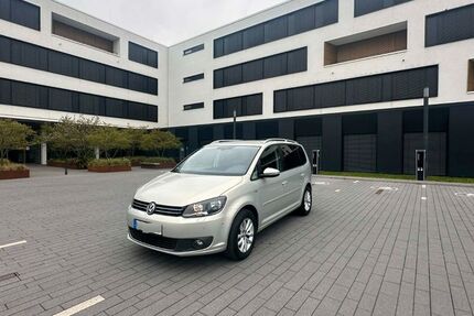 VW Touran 175.569 km 10.989 &euro; Mannheim 68305