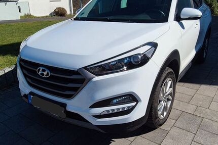 Hyundai TUCSON 83.100 km 14.250 &euro; Overath 51491