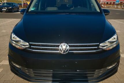 VW Touran 150.500 km 11.500 &euro; Hahnbach 92256