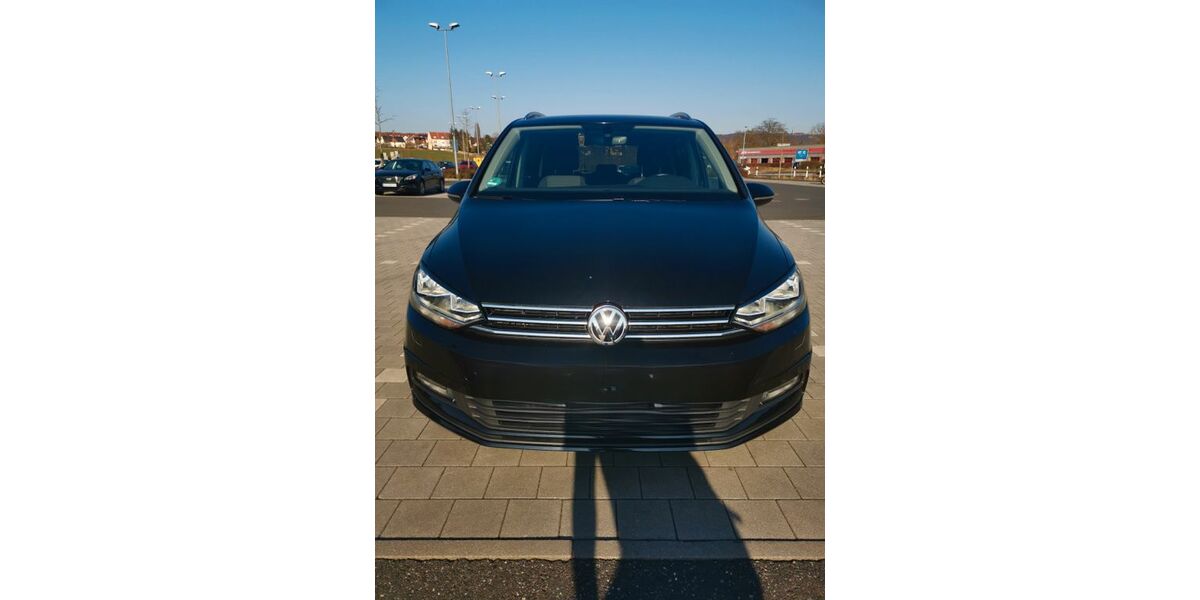VW Touran 150.500 km 11.500 &euro; Hahnbach 92256