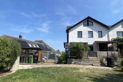 Wohnung Engelsbrand - 7 Zimmer, 120 m&sup2;, 350.000&euro; | Angebot:27112394