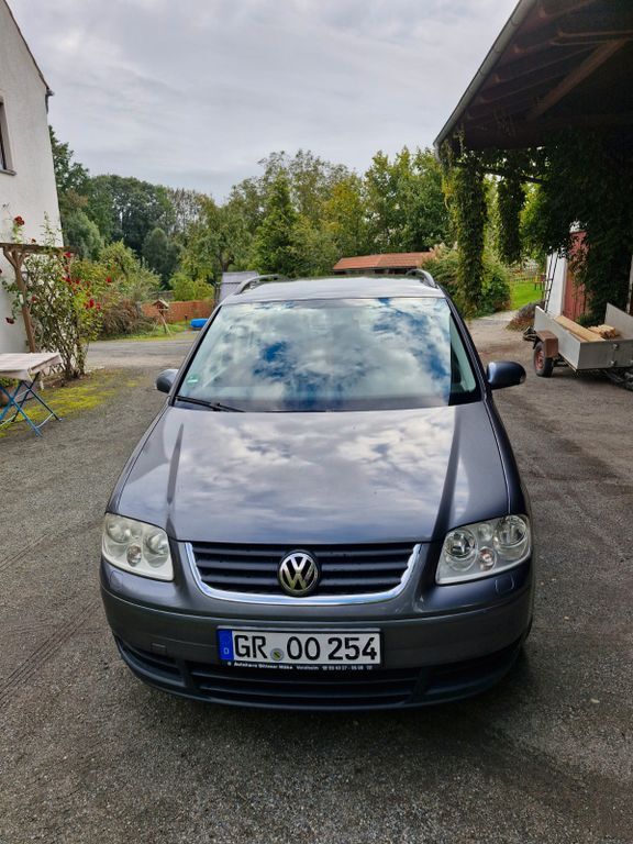 VW Touran 288.000 km 4.200 € Rosenbach 02708