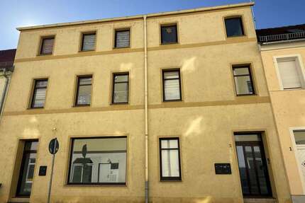 Büro in Delitzsch 420 € 69.31 m²