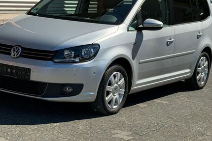 VW Touran 200.000 km 5.999 &euro; Paderborn 33100