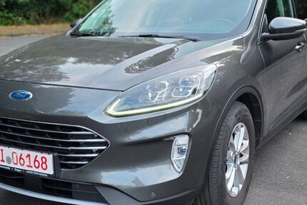 Ford Kuga 136.600 km 14.600 &euro; Siegen 57074