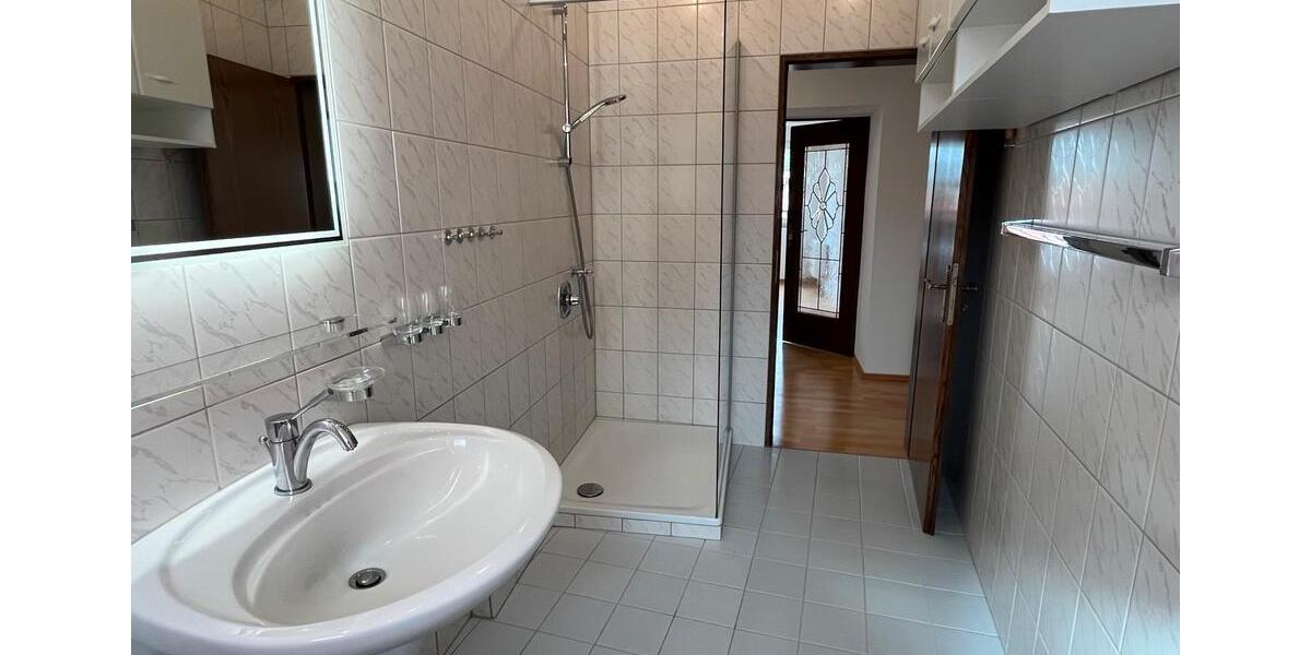 Dachgeschoßwohnung Mayen - 3 Zimmer, 70 m&sup2;, 780&euro; | Angebot:26033599