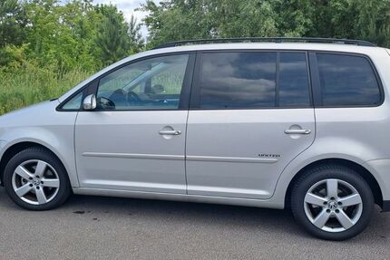 VW Touran 221.000 km 5.500 &euro; Templin 17268
