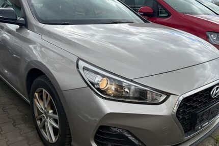 Hyundai i30 167.300 km 8.490 &euro; Niederwerrn 97464