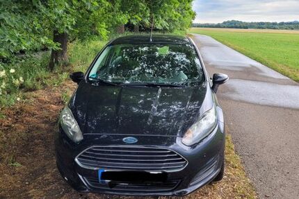 Ford Fiesta 73.300 km 5.700 &euro; Ertingen 88521