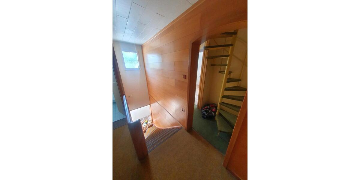 Etagenwohnung Wiehl - 3 Zimmer, 85 m&sup2;, 825&euro; | Angebot:26338761