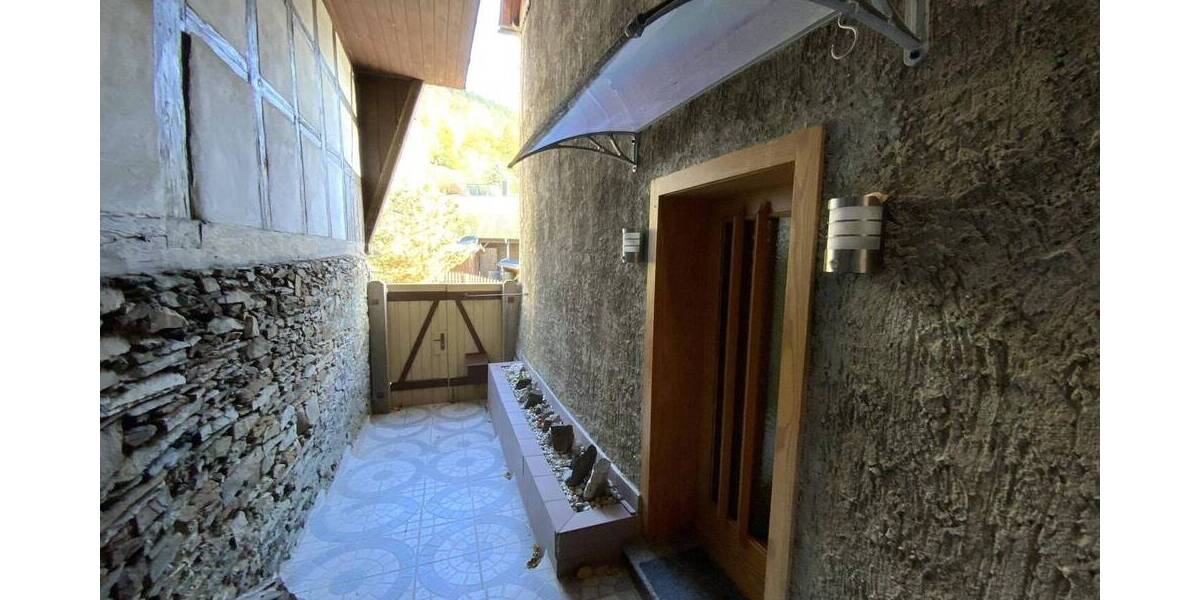 Reihenendhaus Leutenberg - 4 Zimmer, 120 m&sup2;, 89.500&euro; | Angebot:25732019