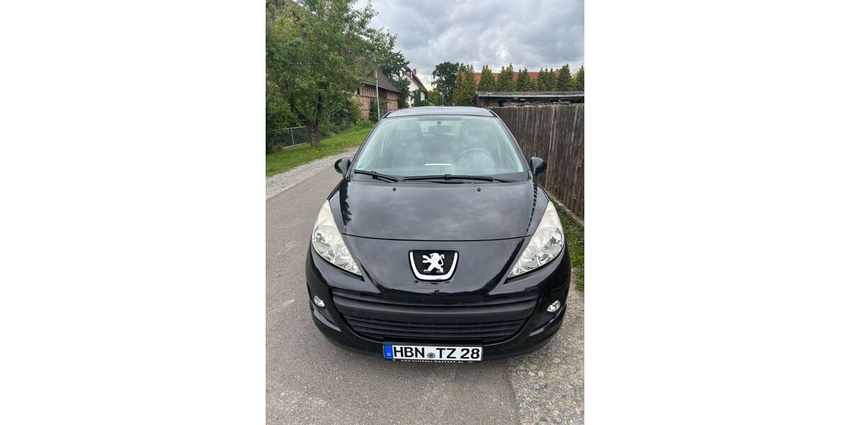 Peugeot 207 129.000 km 2.300 &euro; Eicha 98630
